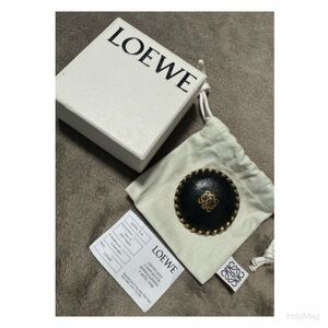 Authentic Loewe Anagram Brooch Bano De Oro Gold Plated